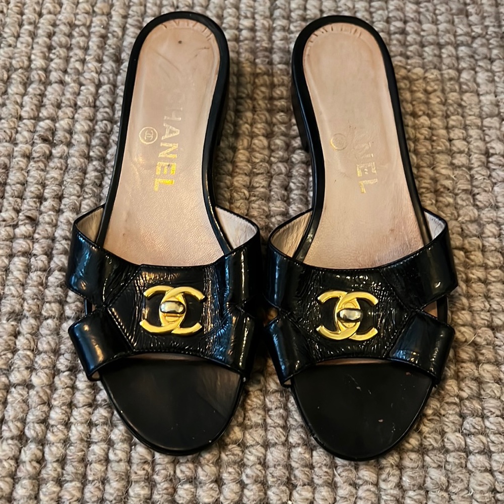 Chanel 1990s CC turn-lock slide sandals , size 36, black , gold